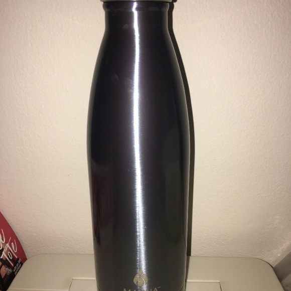 Manna Vogue Blue Stainless Steel Water Bottle 17oz - Picture 1 of 4